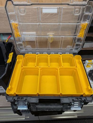 Dewalt T staks x3