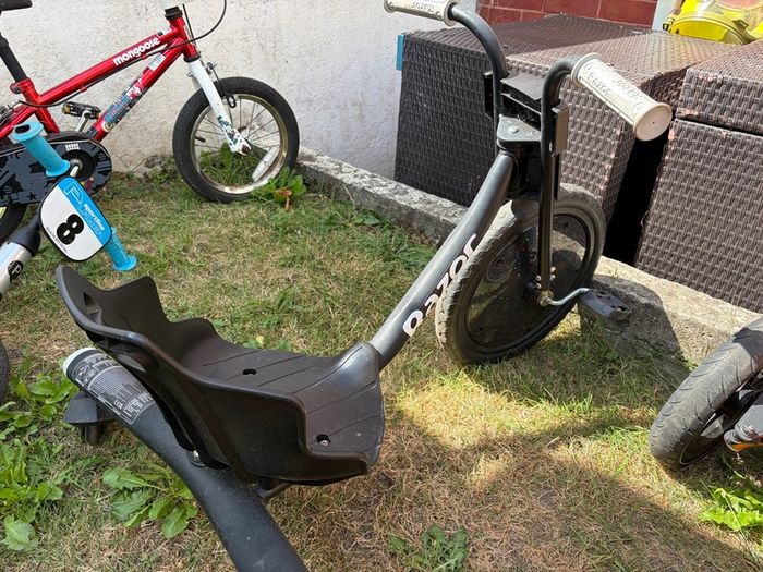 Razor RipRider 360 Lightshow Drift Trike