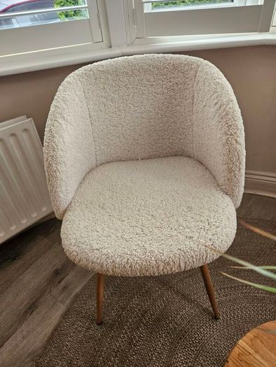 Boucle chairs