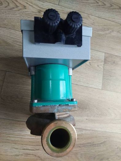 Wilo Yonos MAXO-Z 30/0.5-12 Commercial Circulating Pump For Parts / Repair