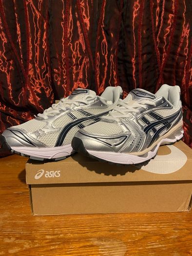 Asics Gel-Kayano 14