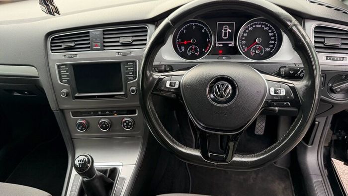 2016 Volkswagen Golf
