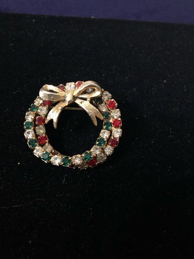 brooch