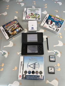 Nintendo DS Lite Bundle