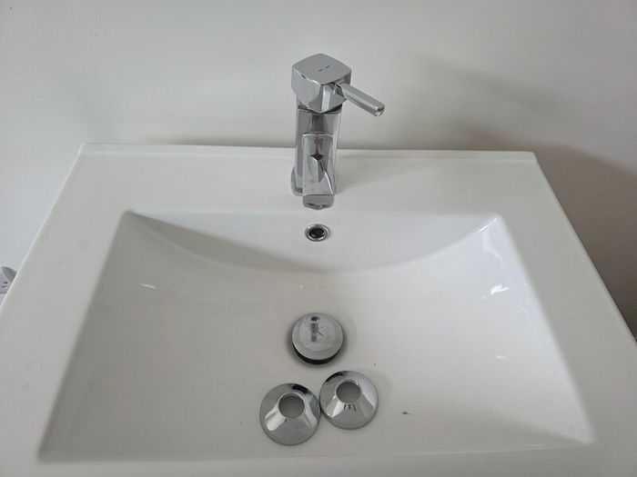 White Bathroom Vanity UnitWhite Bathroom Vanity Unit, Basin and Chrome Tap  Excellent Condition