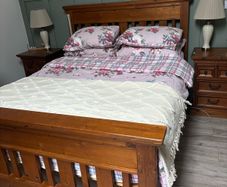 Bedroom Set Bed Lockers Chest of drawers
