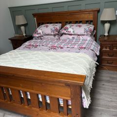 Bedroom Set Bed Lockers Chest of drawers