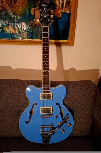 Hofner Verythin LTD Edition Powder Blue