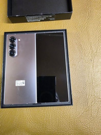 mobile phone samsung galaxy Z fold 6