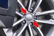 Set of 4 x BLANK CAPS. BMW Wheels onto a Transporter,Trafic,Primastar