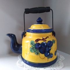 Spainish Kettle Style Ceramic Teapot