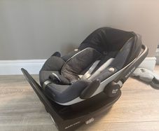 Maxi-Cosi Car seat & Isofix base