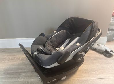 Maxi-Cosi Car seat & Isofix base