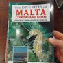 8 Divers Book Image 5