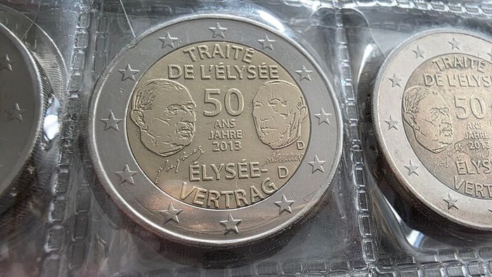 2 euro coin