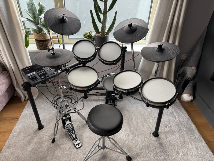 Millenium MPS-850 Electronic Drum Kit - All Mesh Heads, Full Rack