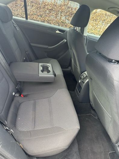 2015 Volkswagen Jetta 2.0 diesel automatic May sell or swap