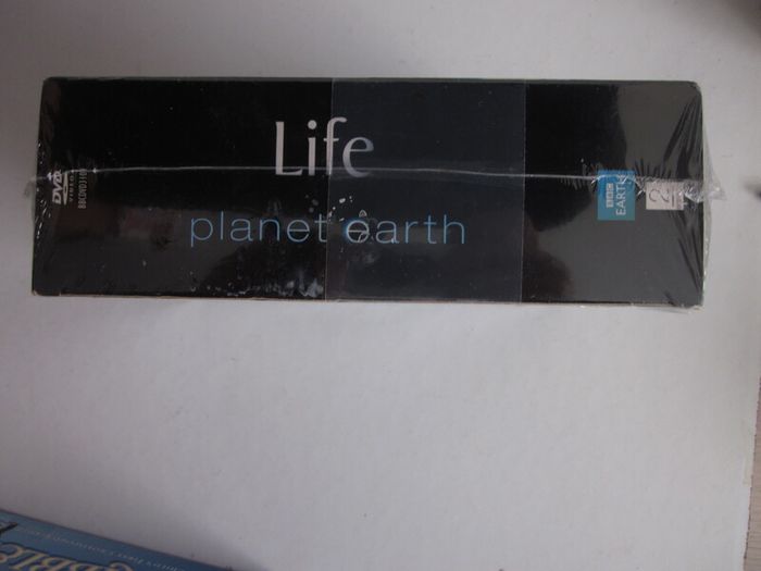 DVD Life Planet Earth 9 Disc Set New