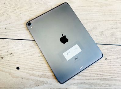 iPad Pro 11 1TB WiFi + cellular