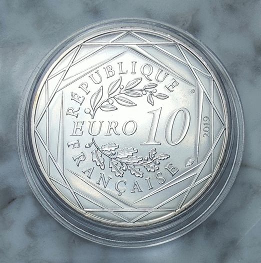 France 10 Euro Silver (.333) Uncirculated Coin 2019 - Tour Eiffel - History of France