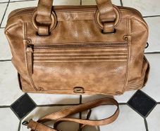 A-WEAR BAG OVERNIGHT WEEKEND Camel beige Stylish Faux Leather bag. Brass hardware In Very Good Condition