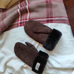 Ugg mittens S/M