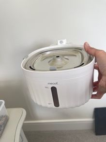 Automatic pet water fountain