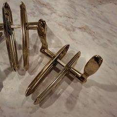 Internal door handles