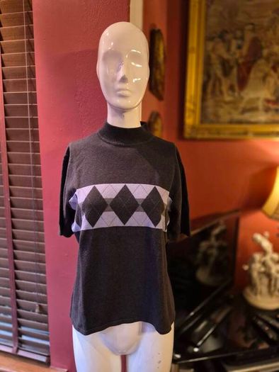 Dressbarn. Short Sleeve Jumper