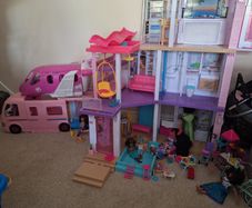 Barbie dreamhouse bundle