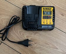 DeWalt Charger
