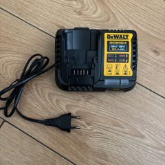 DeWalt Charger