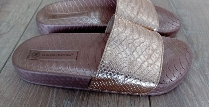 Ladies Sandals Sliders