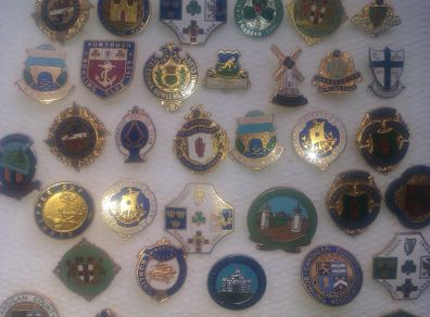 Vintage Enamel Badges - Lawn Bowls.