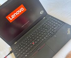 Lenovo Thinkpad P15V
