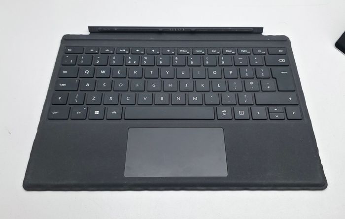 Microsoft Surface Pro 4 - Core i5 / 2-in-1 laptop
