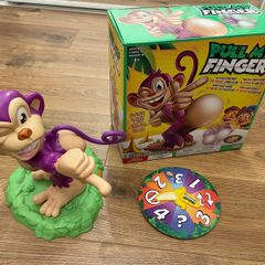 Pull my finger board game