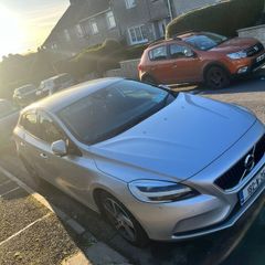 2018 Volvo V40