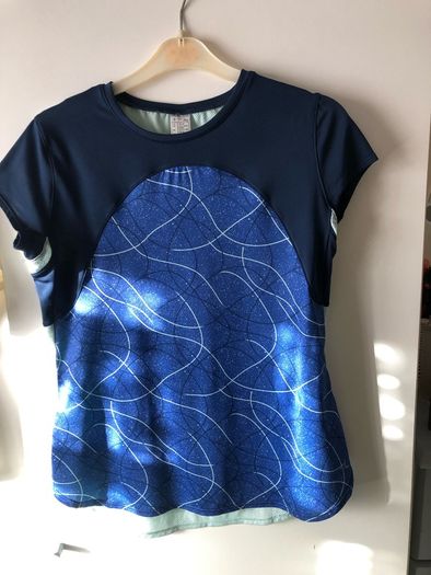 Girls new top age 14/15