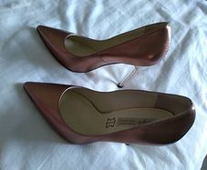 Buffalo rose gold stilettos