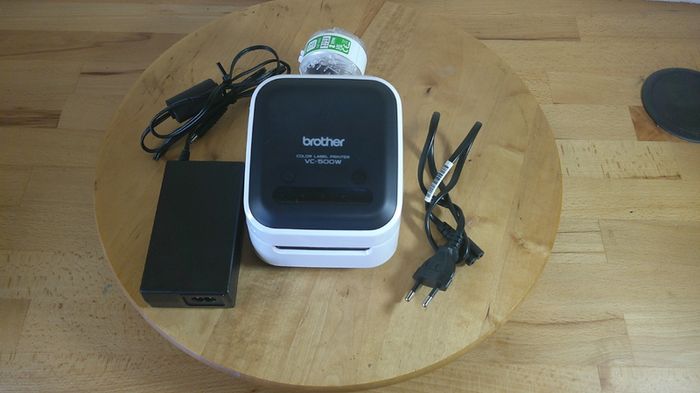 Brother VC-500W Color Label Printer Wi-Fi ZINK Zero Ink + 2 Rolls CZ-1004 CZ-1002