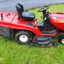 Rally ride on mower Image 4