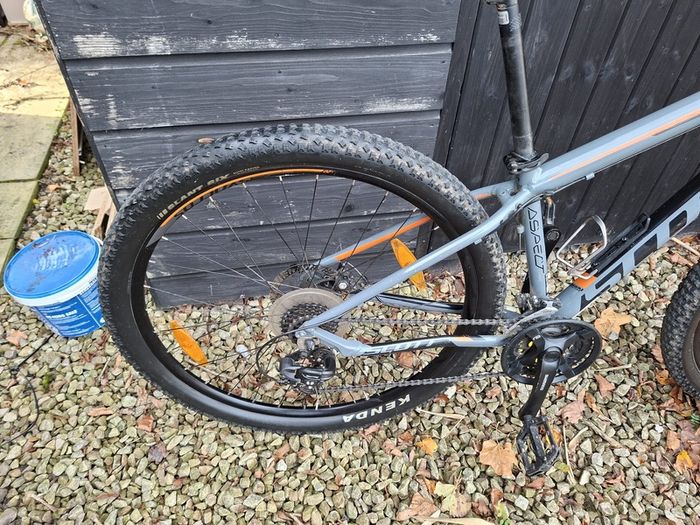 Hardtail Mountain bike