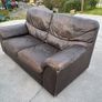 couch 2 seater 1 seater leather Image 2