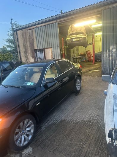 breaking bmw 520d