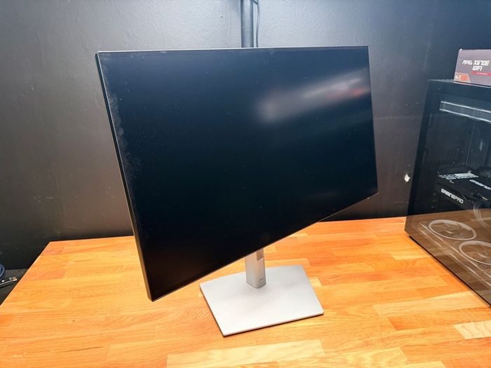 4k Uhd 27 Inch Monitor - Dell U2723qe - 3840x2160