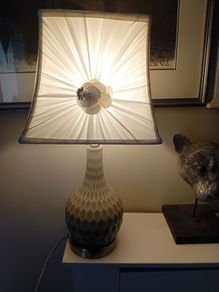 ceramic vintage style table lamp