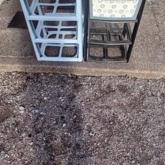 2 plastic drawer units