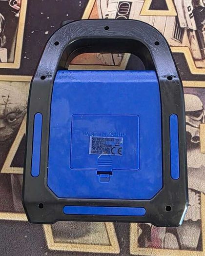 2-in-1 LED Portable Worklight & Flashlight Lantern - Blue & Black