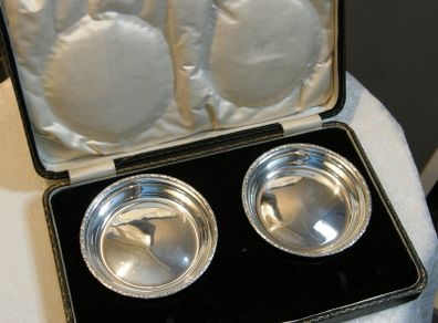Pair of Solid Silver Dishes, Birmingham 1945, Lawrence Emanuel, Original Fitted Box, 110g